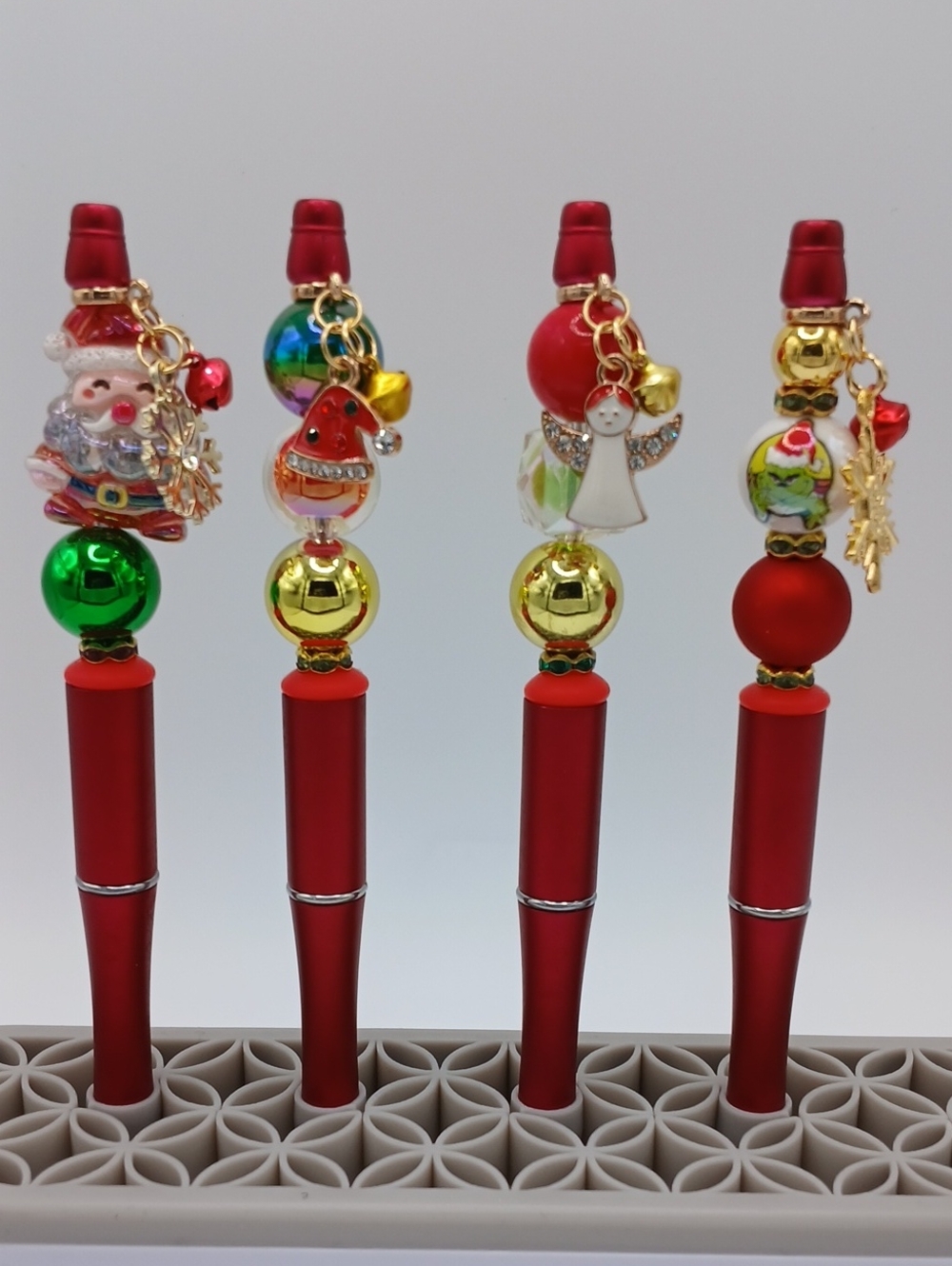 Holiday Pen With Charms